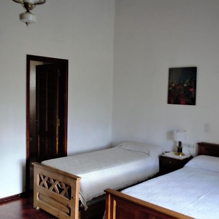 Casa De Huespedes - B&B 빌라 지아르디노 외부 사진