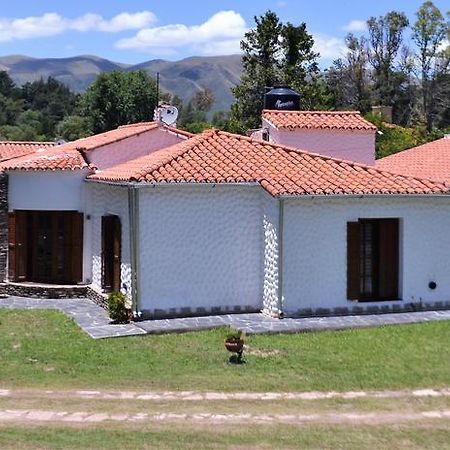 Casa De Huespedes - B&B 빌라 지아르디노 외부 사진
