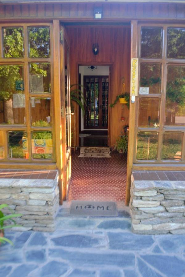 Casa De Huespedes - B&B 빌라 지아르디노 외부 사진